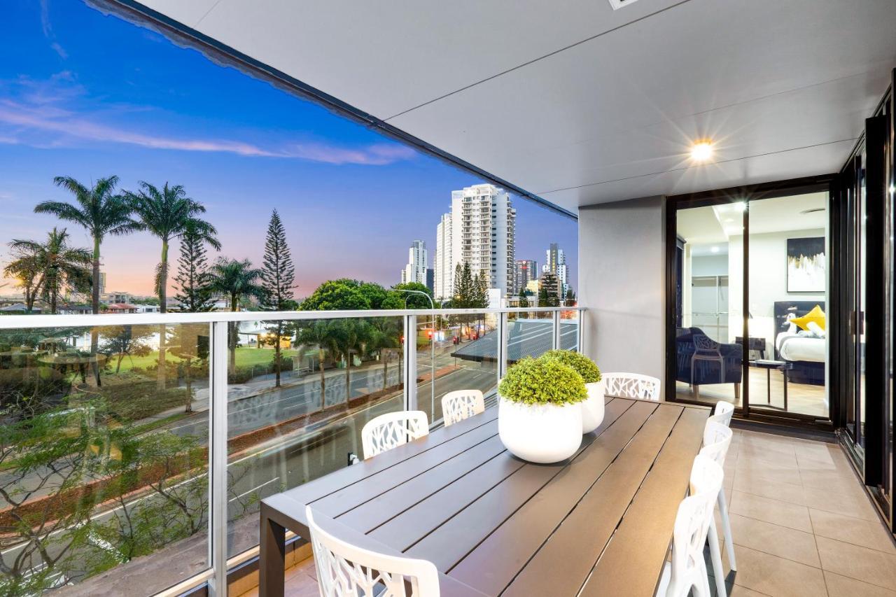 Circle On Cavill Surfers Paradise Mid Week Madness Deal - Q Stay โกลด์โคสต์ ภายนอก รูปภาพ
