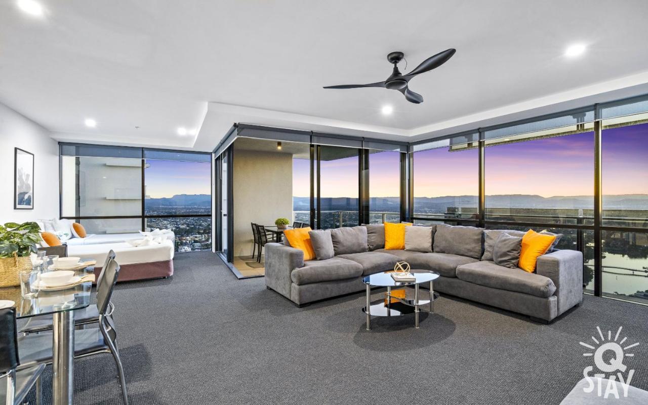 Circle On Cavill Surfers Paradise Mid Week Madness Deal - Q Stay โกลด์โคสต์ ภายนอก รูปภาพ