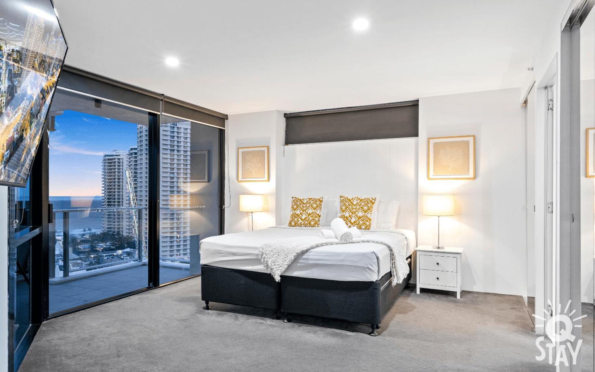 Circle On Cavill Surfers Paradise Mid Week Madness Deal - Q Stay โกลด์โคสต์ ภายนอก รูปภาพ