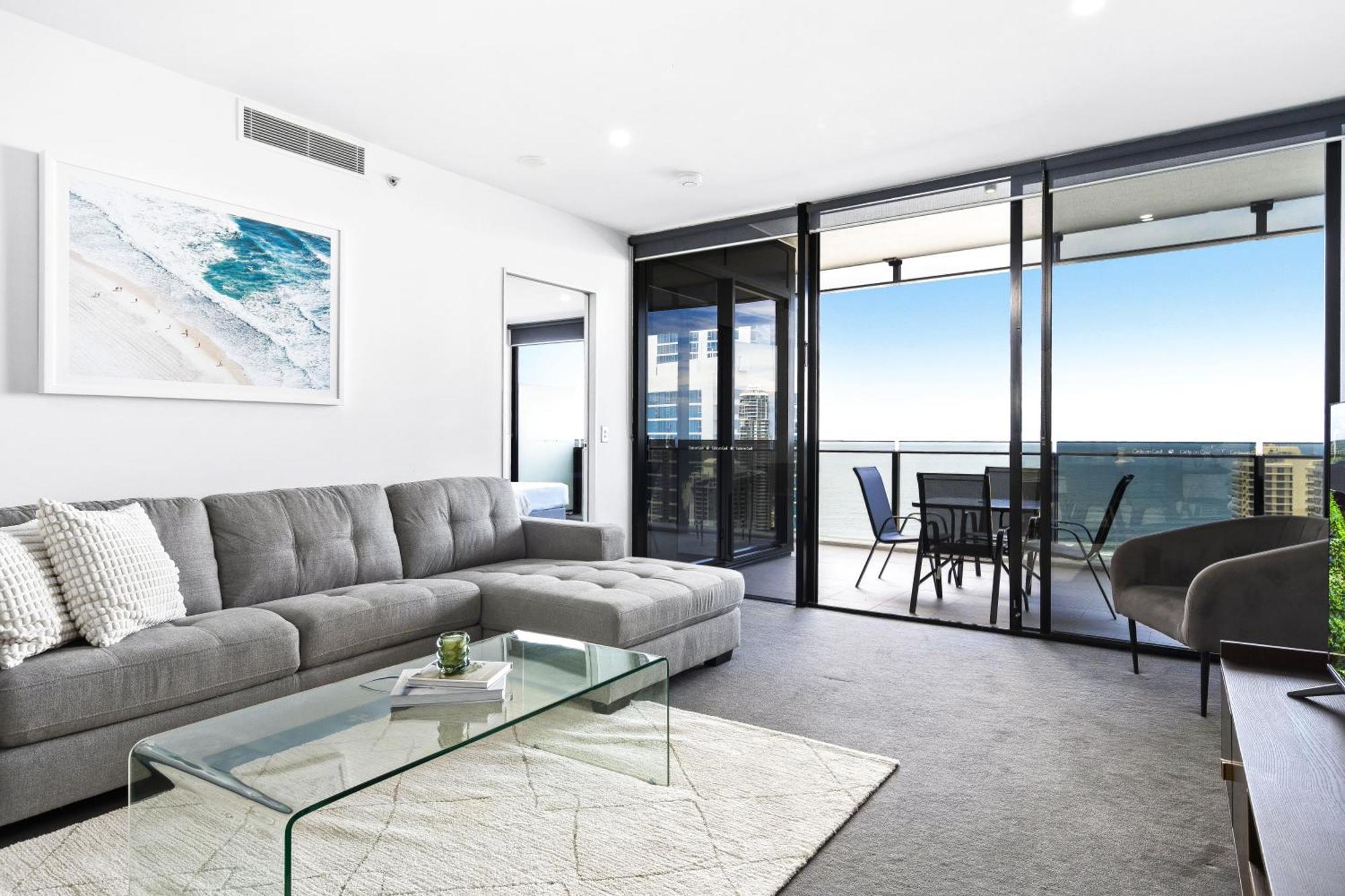 Circle On Cavill Surfers Paradise Mid Week Madness Deal - Q Stay โกลด์โคสต์ ภายนอก รูปภาพ